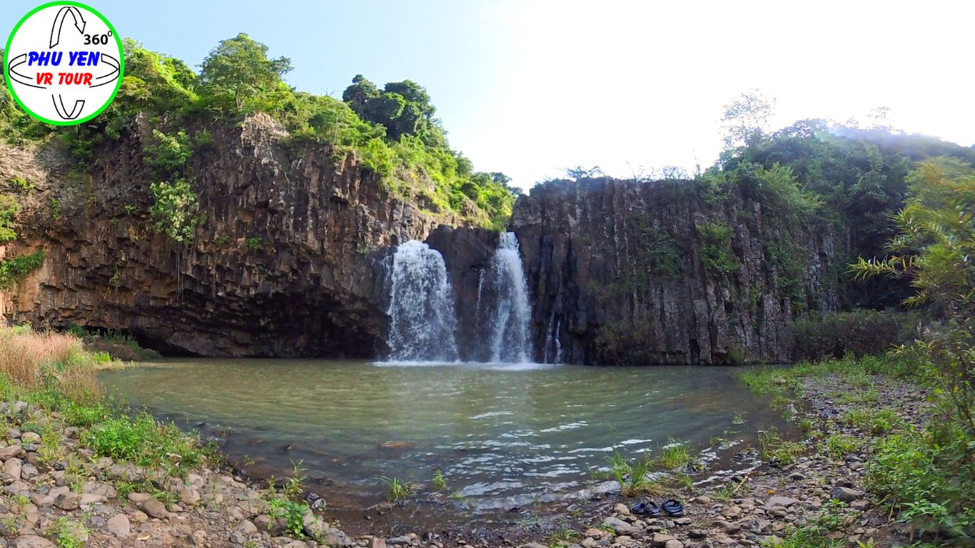 Thác Vực Hòm